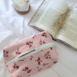 Neceser rosa y flores